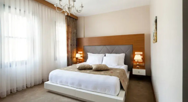 Executive pokoj s balkonem Gravis Suites