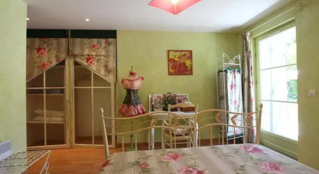 Maison Lagrave, Rezervovat Hotel Hotely v Hautes-Pyrénées s parkováním, Parkování
