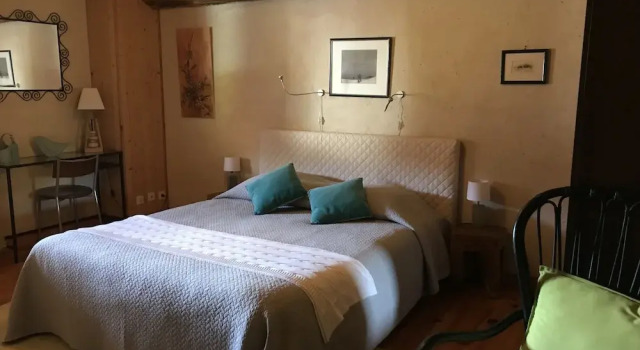 Chambres d'Hôtes la Vigne sur le Foin, Rezerwuj Hotel Chainaz-les-Frasses Owernia