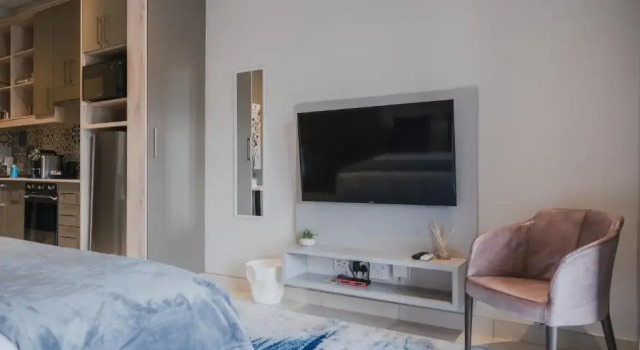 Студия The Den Apartments