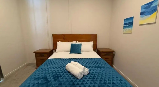free parking 2Bed family home in AKL CBD, Забронировать Апартаменты/квартира Отели Окленда с парковкой, рядом с Вестерн-Парк, Парковка