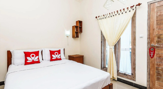 ZEN Rooms Bamboo Curtain Jimbaran, Prenota Bed & breakfast Hotel a Bali con parcheggio, Parcheggio