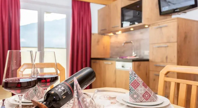 Апартаменты с 2 комнатами с балконом Appartement Bergfried Kaprun, Ski-in Ski-out, Sommerkarte und Panoramablick