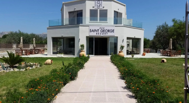 Люкс Saint George Resort