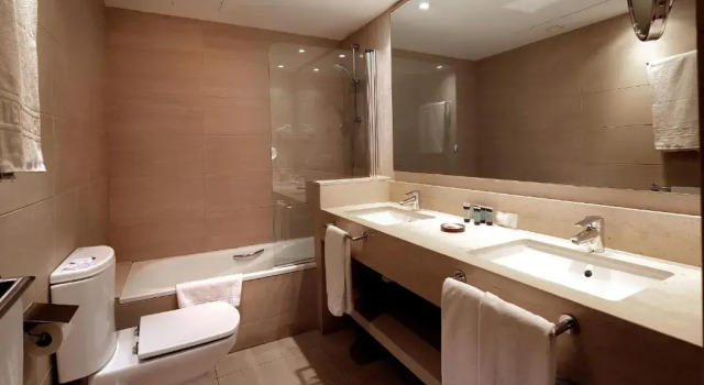 Трёхместный номер Standard Hotel Condado