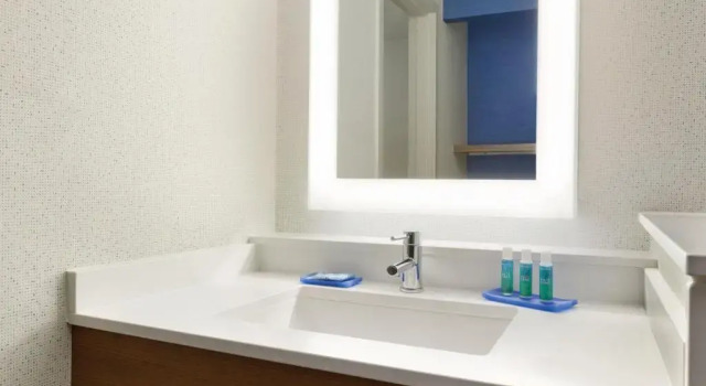 Номер Standard Holiday Inn Express Hartford South - Rocky Hill by IHG