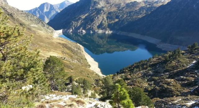 Ouxis, Foglalás Szálloda Orlu Ariège