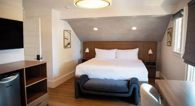 Номер Superior the compass mcminnville