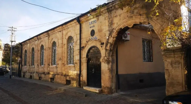 Hotel 1870, Rezervovat Hotel Hotely v Imereti s parkováním, Parkování