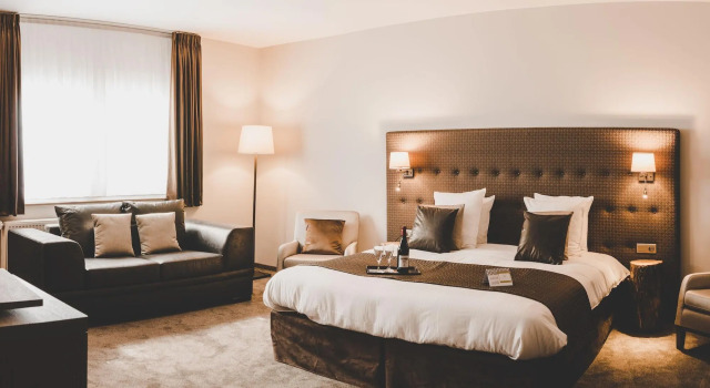 Den Hof, Buchen Sie Hotel Zelzate Ostflandern