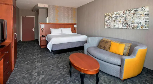 Двухместный номер Standard Courtyard Republic Airport Long Island/Farmingdale