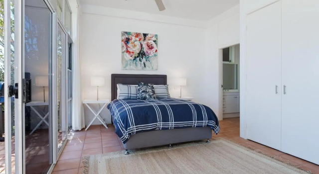 'Corlette Waterfront', 2/44 Danalene Parade - Waterfront Luxury, WIFI, Aircon, Boat Parking, Foglalás Szálloda Corlette Port Stephens