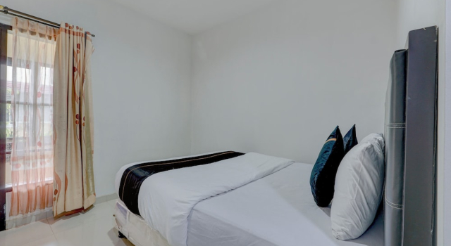 Standard Zimmer OYO 95119 Syariah Sm