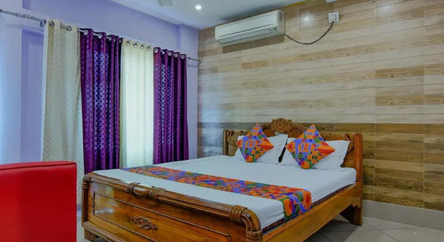 Люкс FabHotel New Central