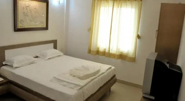 Hotel Surbhi, Réserver Hôtel Mundra Gujarat