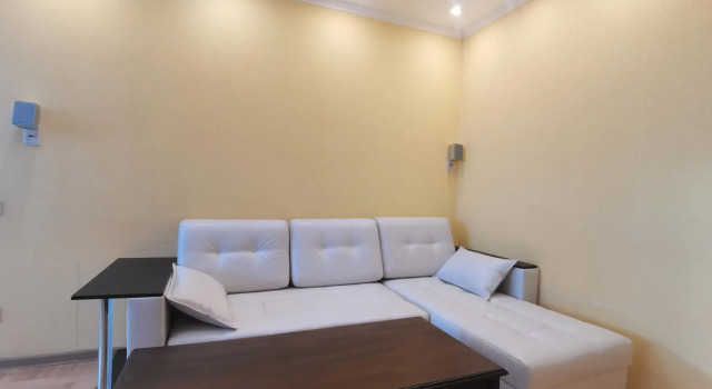 ZNS Rent (ZNS Rent) on 63 Lunacharsky Street, Prenota Appartamento Hotel a Central Russia con parcheggio, Parcheggio