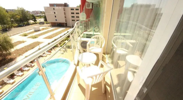 Menada Global Ville Apartments, Забронировать Апартаменты/квартира Отели Солнечного берега с бассейном, рядом с Клуб GRAND, Бассейн
