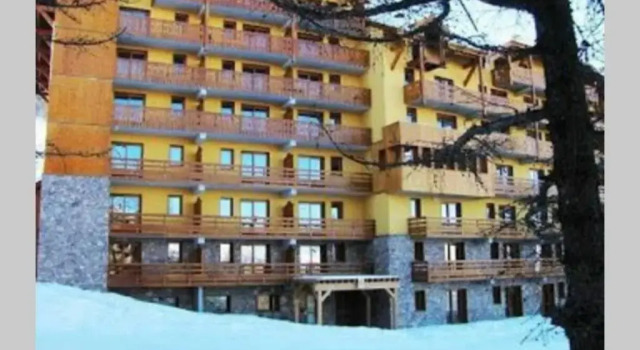 Antarès. duplex 48m2, piscine, sauna, à coté piste