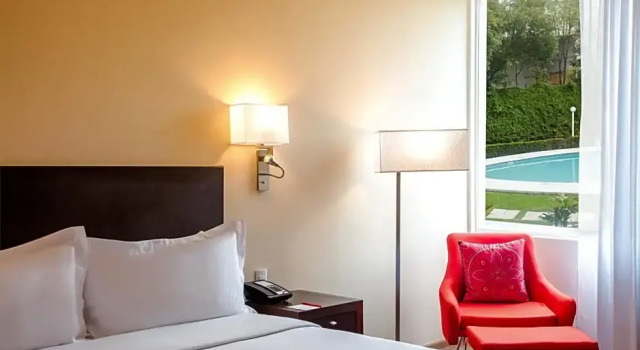 Двухместный номер Standard Fiesta Inn Express Perinorte