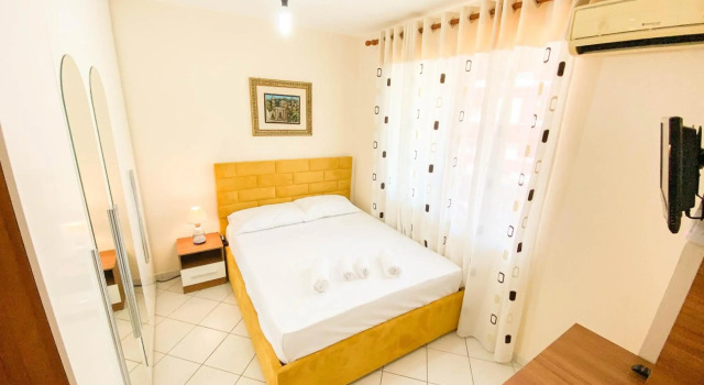 Comfortable Golem Beach Apartment
