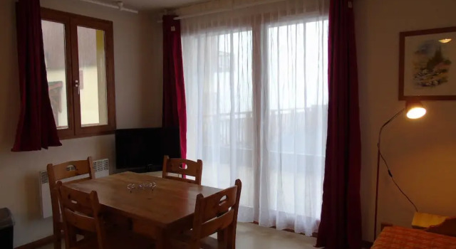 Lou Services Apartment G04 LSI 001