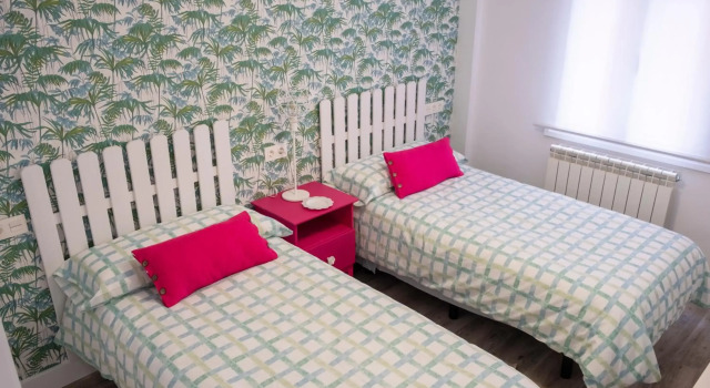 Apartamento Valtour Valladolid, Забронировать Апартаменты/квартира Отели Вальядолид с парковкой, рядом с Ruins of the Collegiate Church, Парковка