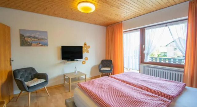 Двухместный номер Standard с балконом Hotel Laufelder Hof