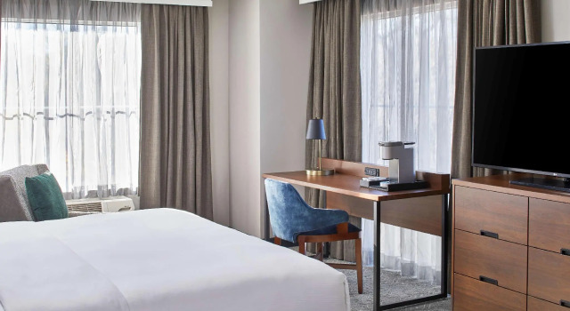 Двухместный номер Standard Cumberland House Knoxville, Tapestry Collection by Hilton
