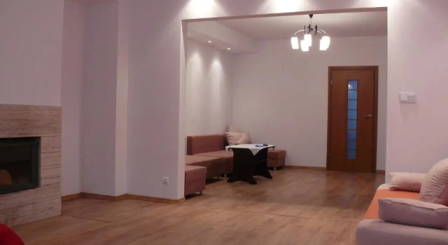 Apartamenty Pokoje DreamZone, Book Hotel Lublin Lubelskie, nær Labirynt