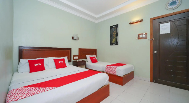 Süper süit OYO 89976 Fins Hotel