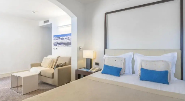 Люкс с балконом Amfora Hvar Grand Beach Resort
