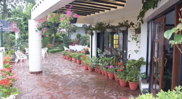 The Pine Crest Resort Bhimtal, Buchen Sie Hotel Bhimtal Uttarakhand