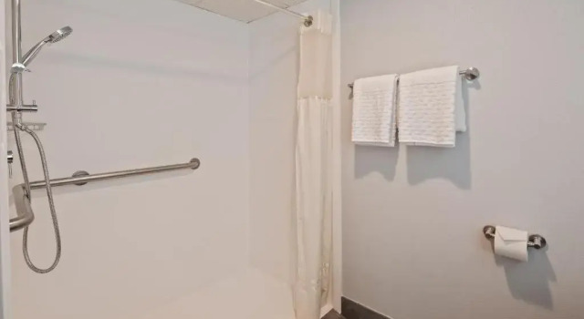 Одноместный люкс Best Western Plus Alexandria Fort Belvoir