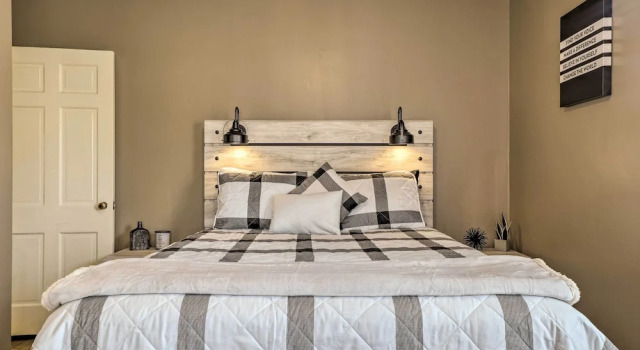 Chic & Cozy Greensboro Home, 2 Mi to Dtwn!, Book Hotel Greensboro North Carolina