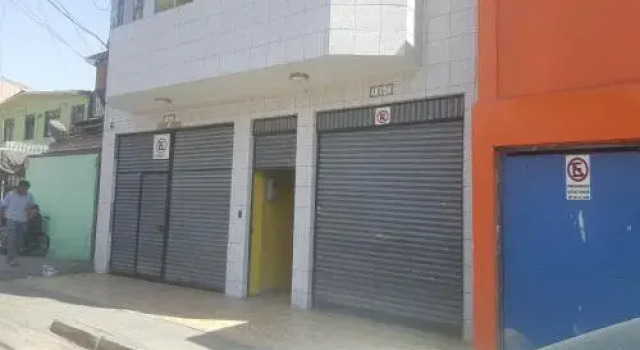 Dacin II, Boek Hotel Iquique Tarapacá