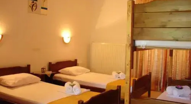 Hotel Alexandra, Book Hotel  