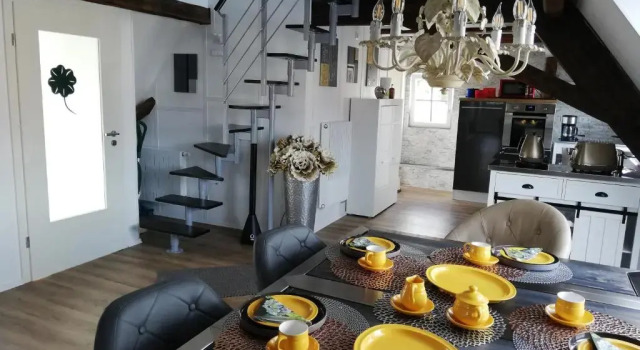 Loft 2020 Hirmer, Забронировать Отель Отели Цирндорф с парковкой, рядом с Городская библиотека Цирндорфа, Парковка