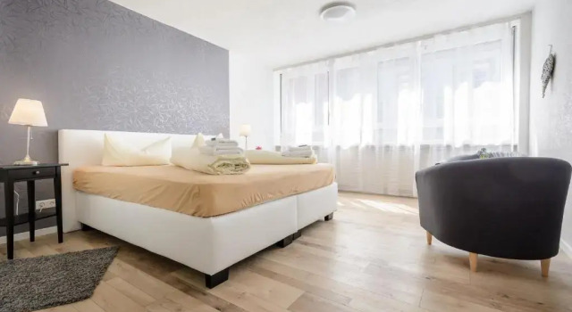 Deluxe Appartements am Münster, Забронировать Апартаменты/квартира Отели Фрайбург-им-Брайсгау с парковкой, рядом с Центральный железнодорожный вокзал Фрайбург-им-Брайсгау, Парковка