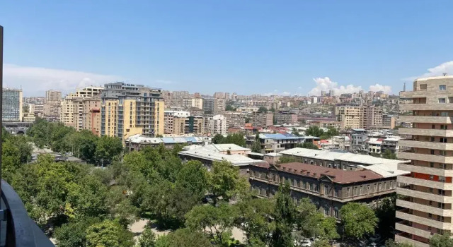 Modern apartment for rent in Buzand Street BU944, Prenota Appartamento Erevan Armenia