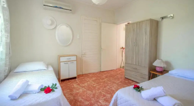 Doras Beach Bungalow B