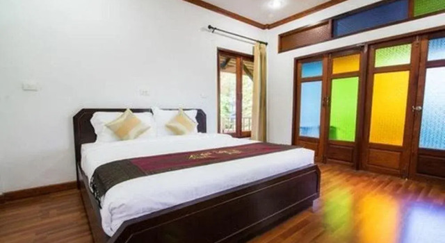 Loesloei Garden Resort Phurua, Varaa Lomakeskus Hotellit North-Eastern Thailand pysäköinnillä, Pysäköinti