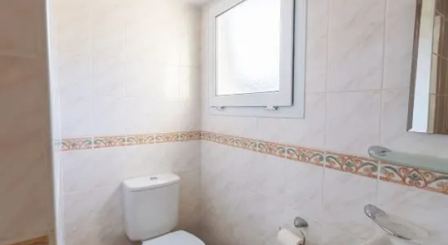 Nando Villa Walk toMerit Park & Kaya Palazzo by HK, Boek Villa Vakantiehuizen in Northern Cyprus, Cottage
