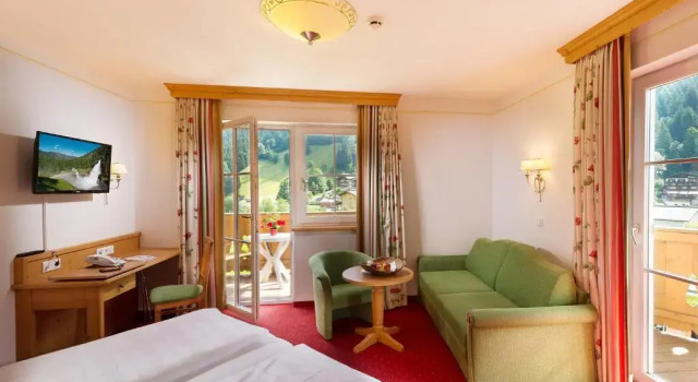 Номер Comfort Hotel Bergzeit
