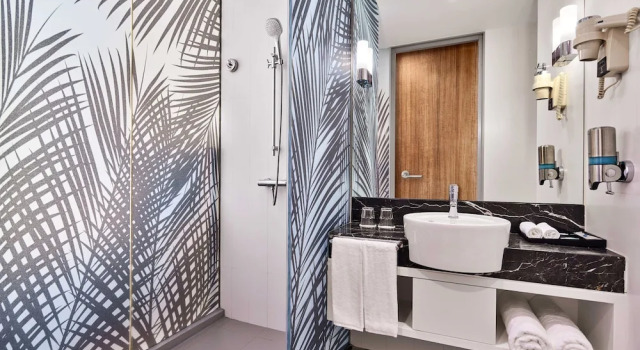 Двухместный номер Standard Holiday Inn Express Kota Kinabalu City Centre by IHG