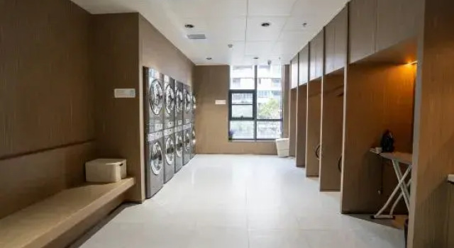 Wuxi Seaview One International Grand Hotel, Prenota Hotel Hotel a Jiangsu con parcheggio, Parcheggio
