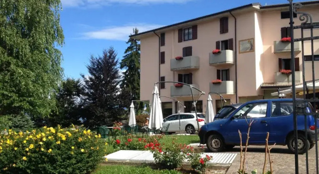 Двухместный номер Standard с балконом Albergo Sole