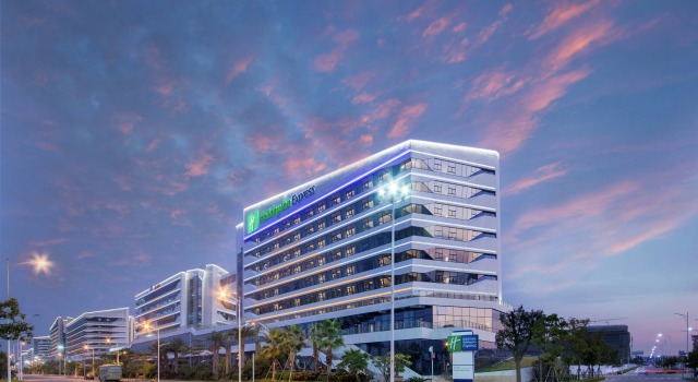 Holiday Inn Express Xiamen Airport Zone by IHG, Reservar Hotel Hotéis em Huli com estacionamento, Estacionamento