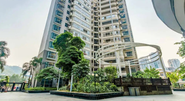 Locals Boutique Apartment Jiuzhou Port.6, Boek Appartement Hotels in Guangdong met parkeren, Parkeren