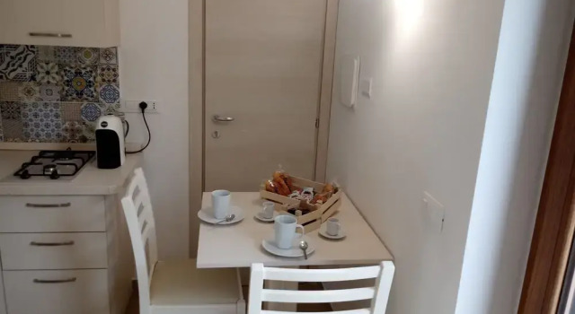 Lemons & Sun Apartment, Book Lejlighed Hoteller i Pontone med parkering, Parkering