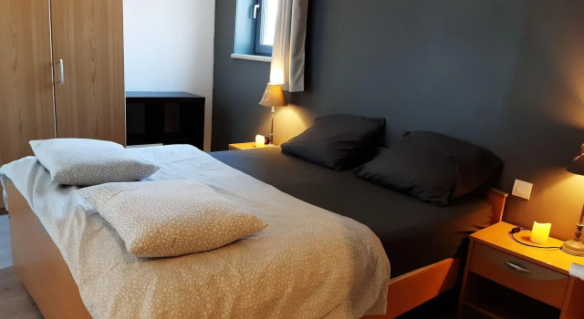 Tasteful Holiday Home in Loppem with Jacuzzi, Rezerwuj Hotel Hotele w Bruksela z parkingiem, Parking